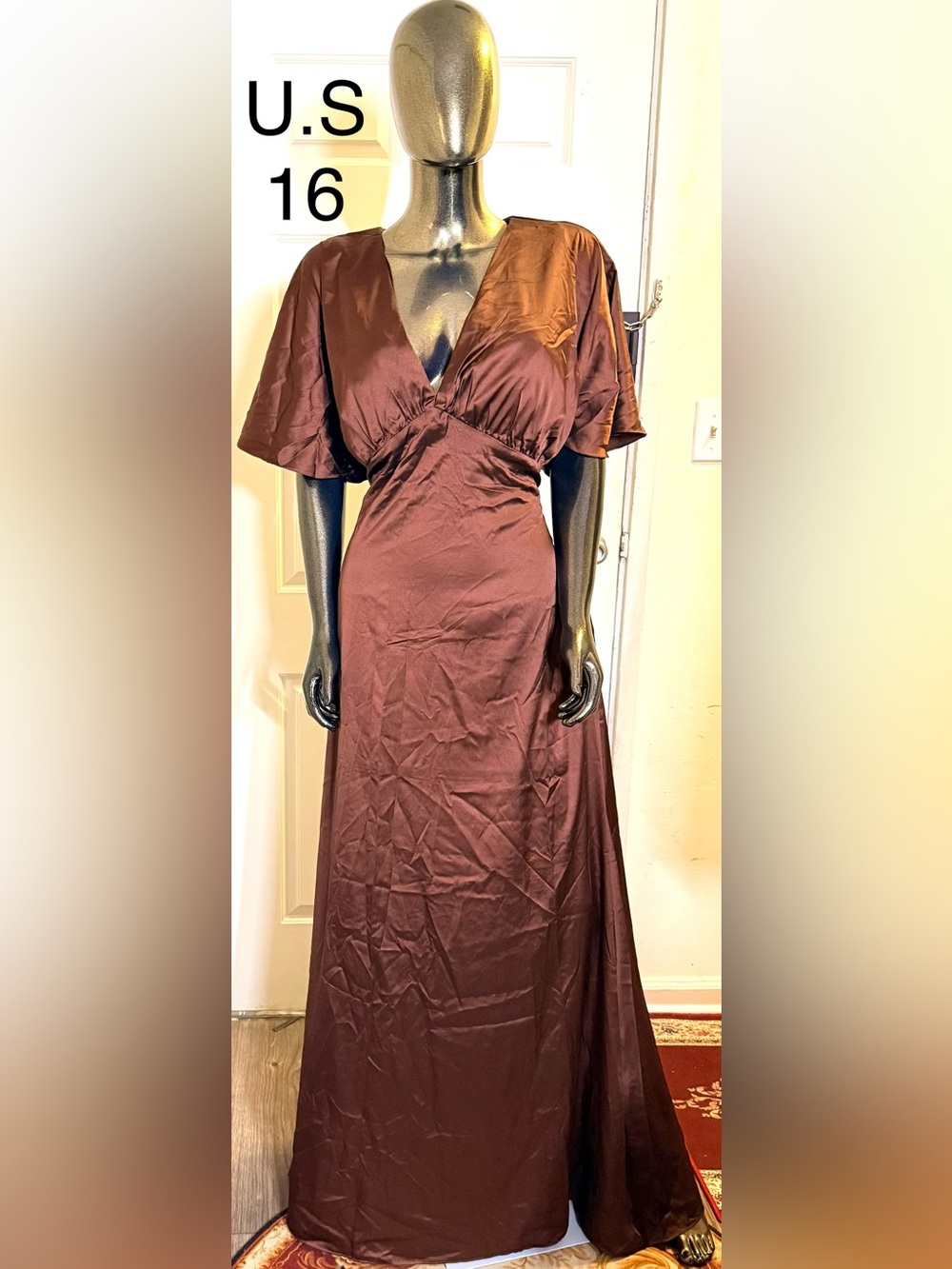 Elegant Women's Brown V-Neck Maxi Dress